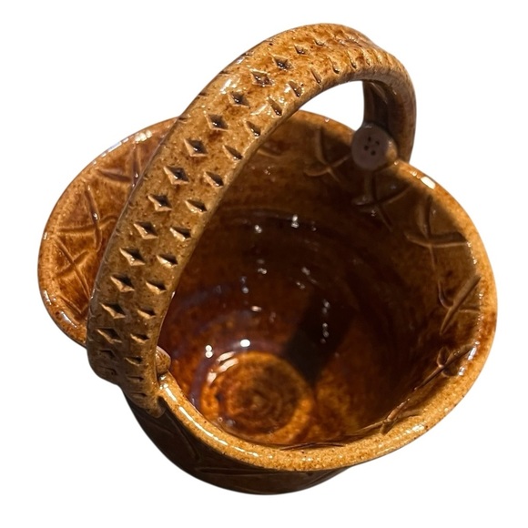 Annapolis Pottery Basket Form Vase Dish Button Detail Signed - Picture 3 of 14